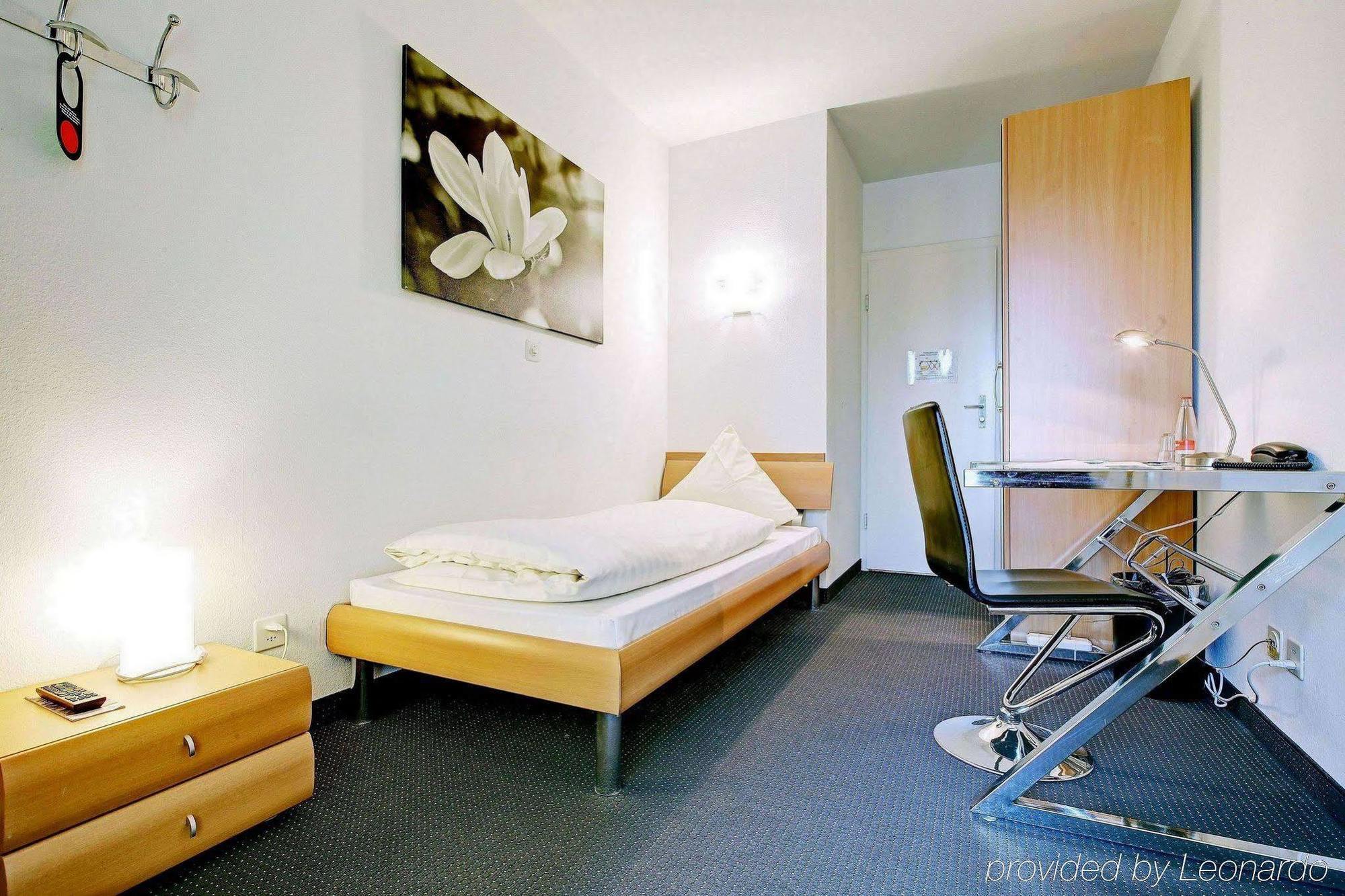 Balegra City Hotel Basel Contactless Self Check-In Esterno foto